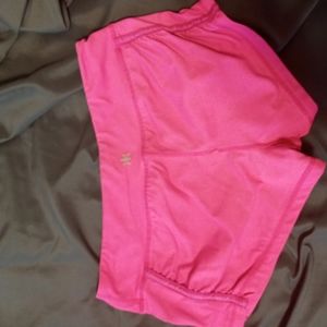 Women's medium Kyodan drifit workout shorts